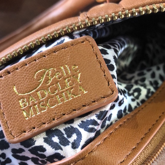 Elegant Tan Quilted Handbag(Belle Badgley Mischa) - Picture 14 of 15